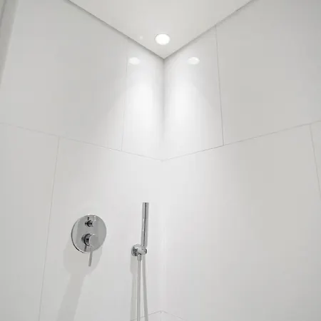 Santos Luxury And Gym Ii *